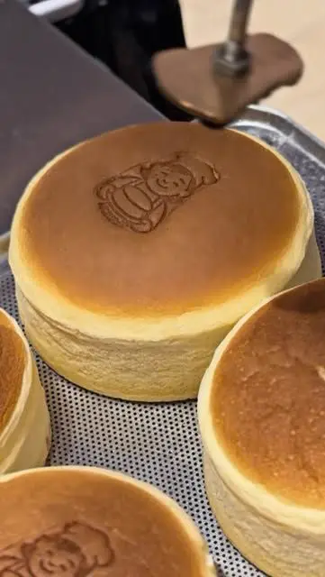 Tarta de queso japonesa recién hecha